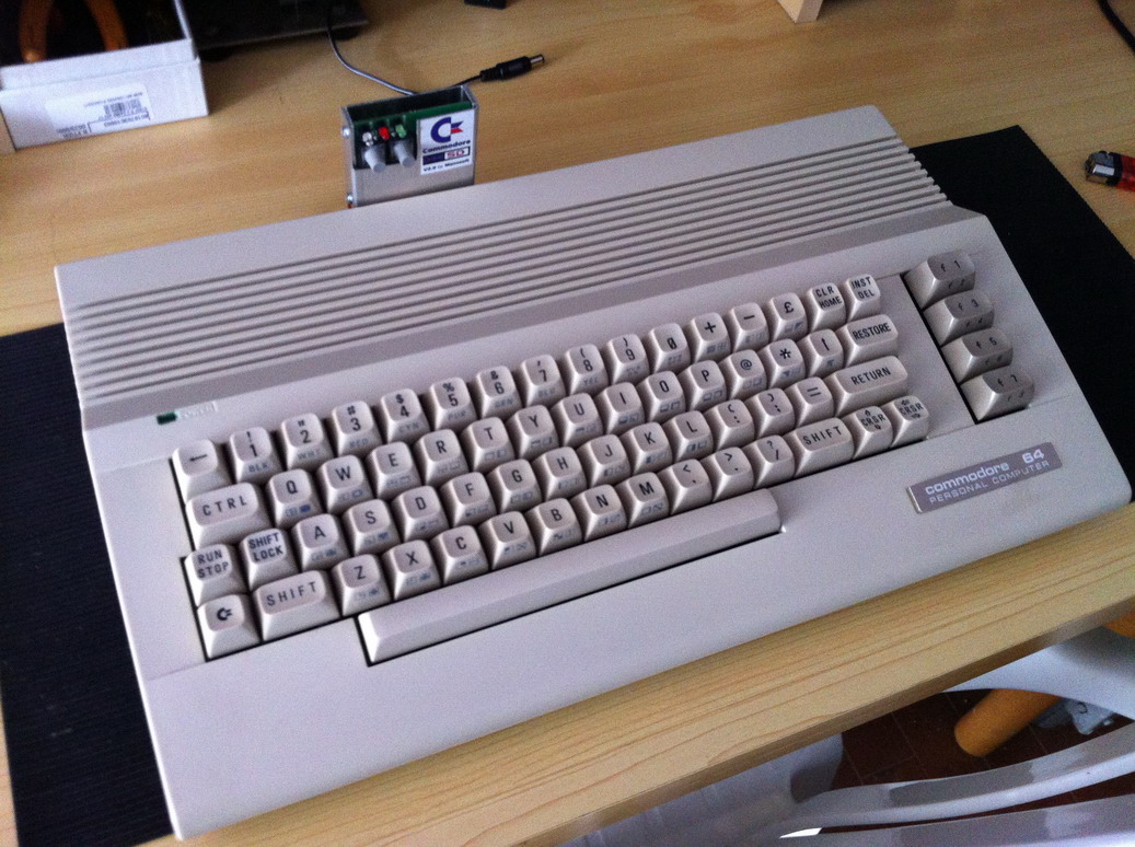 64c Commodore 64C con C64SD v2.0 Infinity
