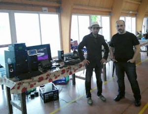 Io e Zax, alle nostre spalle materiale Amiga