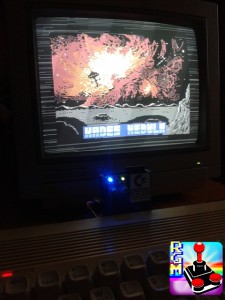 Immagine durante il caricamento del gioco su cassetta. In realtà sto usando un'Infinity con modulo ITS, caricando il file .TAP.